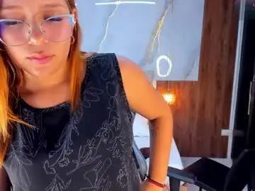 Chaturbate Best live sex cam show of mia_18v