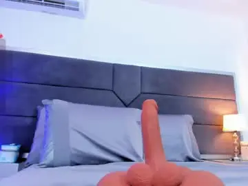 Chaturbate Best live sex cam show of mia_poppy