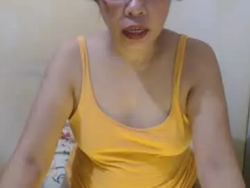 Chaturbate Sex Cam of hotasianyue69