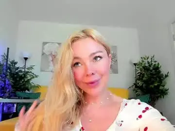 Chaturbate Live Porn of super_peach