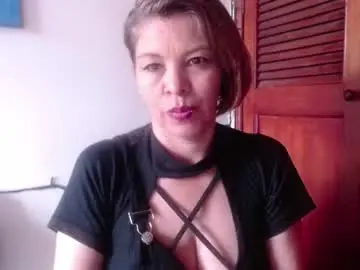 Chaturbate Free Porn Cam of barbiemature