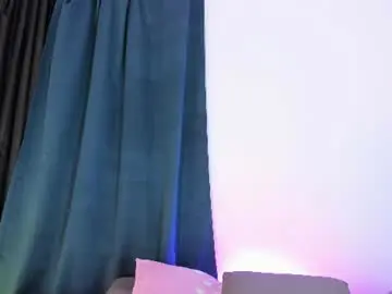 Chaturbate Nude Webcam of aisha_h_