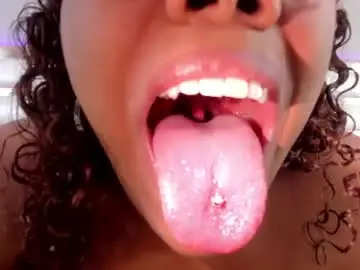 Chaturbate Free Live Porn of aisharodgers00