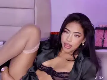 Chaturbate Live Porn of mami_natacha19x