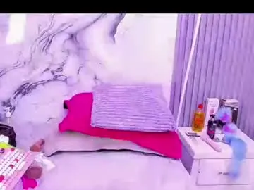 Chaturbate Live Sex Cam of miarose_69