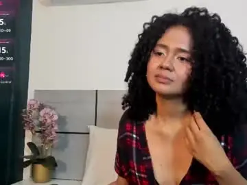 Chaturbate Free Porn Cam of kiraspell