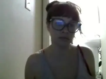 Chaturbate Live Porn of petitedoll30