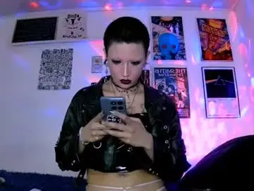 Chaturbate Free Porn Cam of plutonbluemoon_999