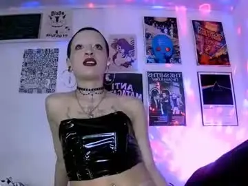 Chaturbate Live Sex of plutonbluemoon_999