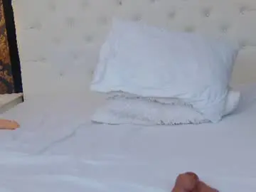 Chaturbate Live Sex Cam of mari_lou