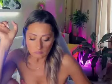 Chaturbate Best live sex cam show of sarahholly