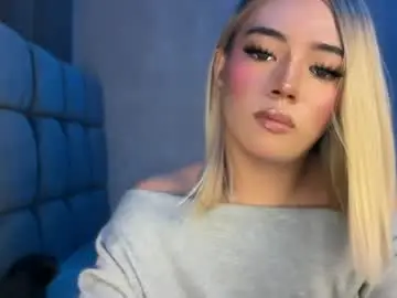 Chaturbate Live Sex Cam of trexie_fucks15