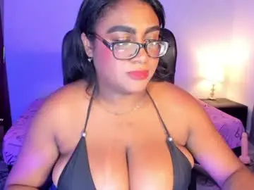 Chaturbate Live Sex Cam of ebony__queen2