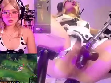 Chaturbate Live Sex Cam of vivicute_