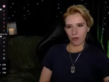 Chaturbate Live Sex Cam of _shadow_devil__