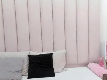Chaturbate Watch Live Sex Cams of karinarod