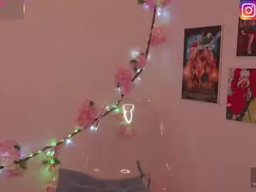Chaturbate Adult Webcams of moon_eyess