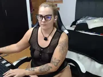 Chaturbate Live Sex of perlagoloza05