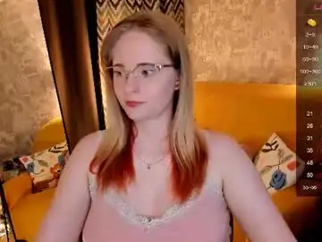 Chaturbate Watch Live Sex Cams of sheslinki
