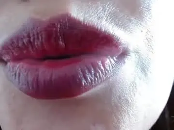Chaturbate Best live sex cam show of evolethmontenegros