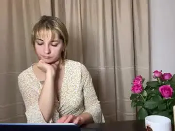 Chaturbate Best live sex cam show of crystalfever_