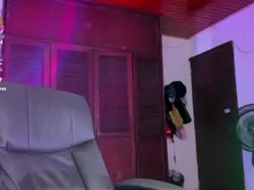 Chaturbate Watch Live Sex Cams of luna_roja257