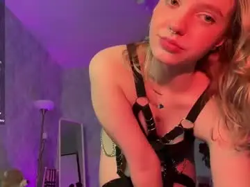 Chaturbate Nude Webcam of itsevedarkside_