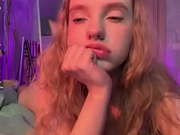 Chaturbate Live Sex Cam of itsevedarkside_