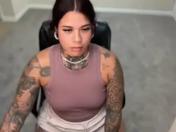 Chaturbate Adult Webcam of kiki_ink69