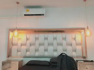 Chaturbate Nude Webcam of shalonlebron