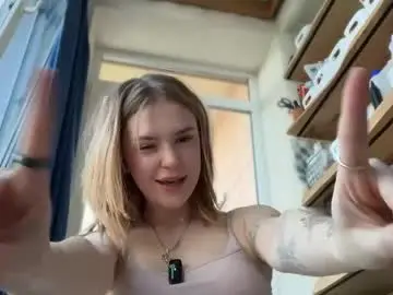 Chaturbate Free Porn Cam of cyberl0ve_