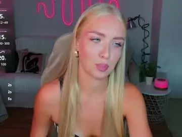 Chaturbate Live Sex Cam of tessahamilton