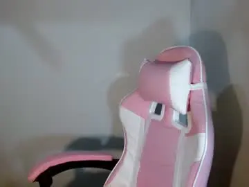 Chaturbate Live Sex Cam of _ayesha19