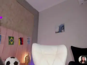 Chaturbate Free Live Porn of agatha_jener
