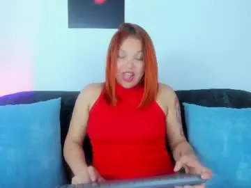 Chaturbate Live Sex Cam of pamelaqueen_1
