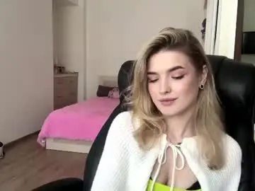 Chaturbate Watch Live Sex Cams of kyongcrier