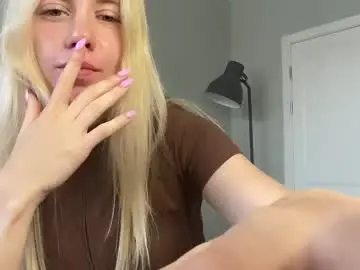 Chaturbate Best live sex cam show of lumineess