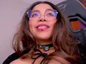 Chaturbate Adult Webcams of loveegirll
