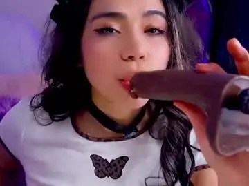 Chaturbate Free Porn Cam of loveegirll
