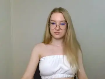 Chaturbate Nude Webcam of abbymoore__