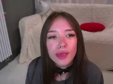 Chaturbate Adult Video Chat of tinyanie