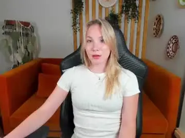 Chaturbate Nude Webcam of elaravoltage