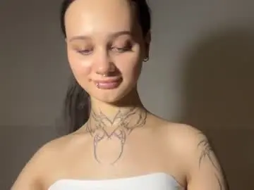 Chaturbate Free Live Porn of cecilystromain