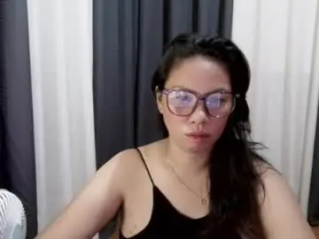 Chaturbate Live Sex Cam of macarena_kakaix