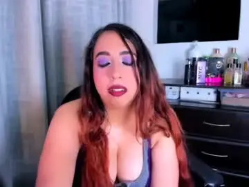 Chaturbate Best live sex cam show of carolinasweet33