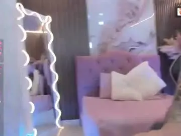 Chaturbate Live Sex of kiara_tay