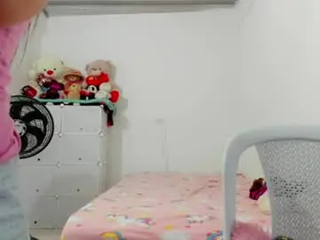 Chaturbate Live Sex Cam of eva_sweet2