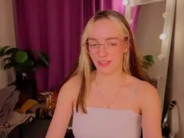 Chaturbate Nude Webcam of rockett_bunny