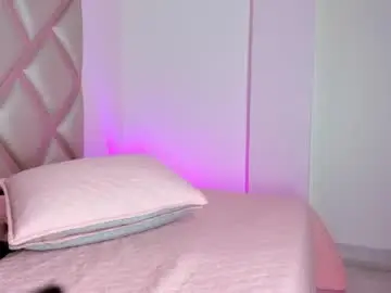 Chaturbate Live Sex Cam of shaira_07_