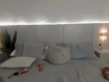 Chaturbate Live Sex Cam of alejandra_marin_